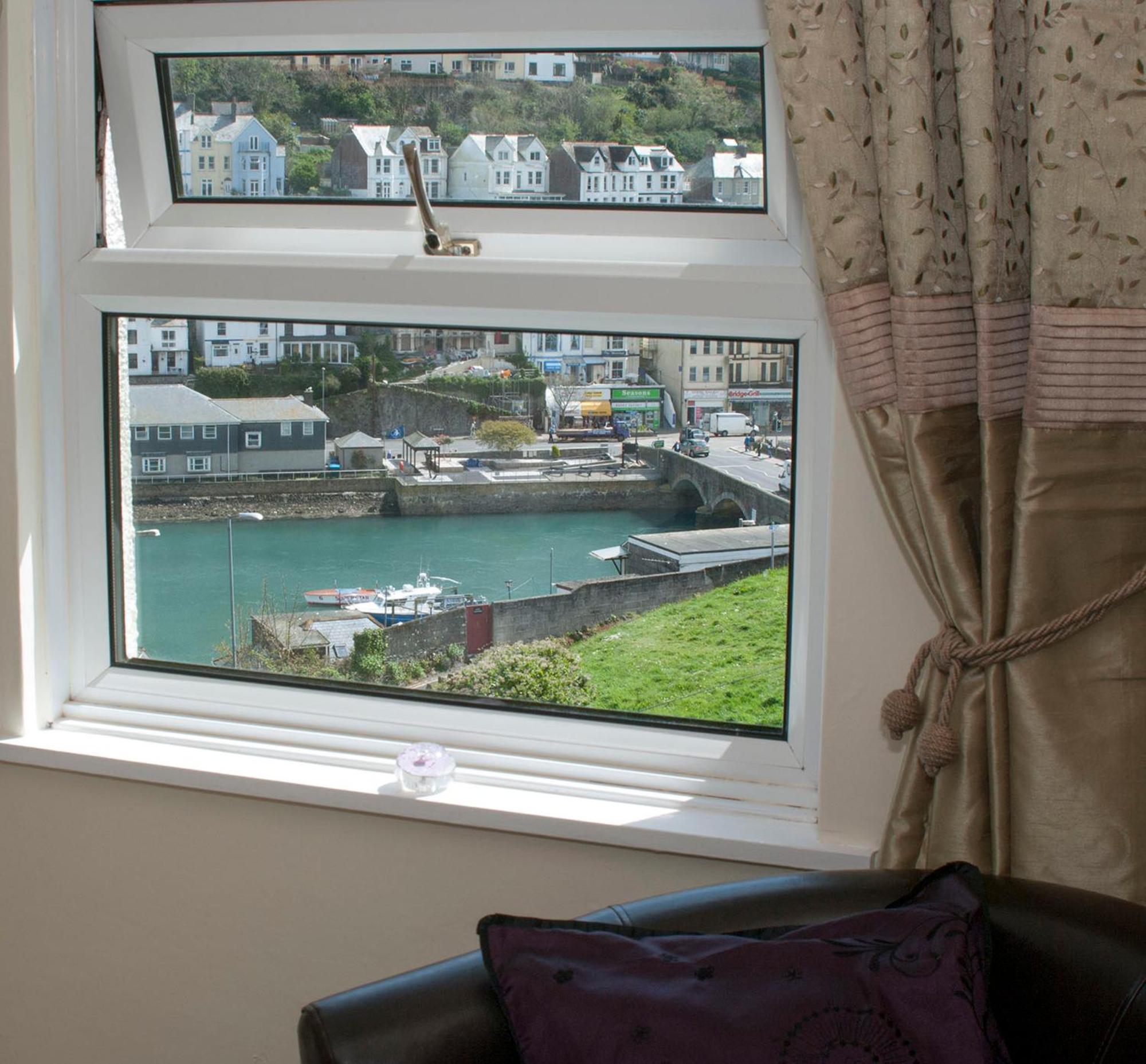 Schooner Point Guest House Looe Quarto foto